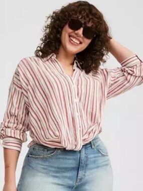 Torrid NWT Twist Front Button Up Red Stripe 3/4 Sleeve 100% Cotton Shirt Size L